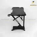 Ban gaming mat led rgb lo di day sac usb gia treo tai nghe va coc dung ly ke cpu chan den mat den goc ngang