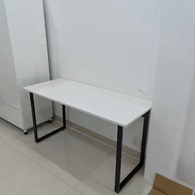 Bàn làm việc chân chữ U - ảnh thực tế từ khách hàng 2