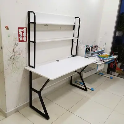 Bàn EK1 Simple liền kệ sách - ảnh thực tế từ khách hàng 4