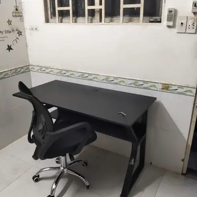 Bàn làm việc EK1 liền kệ dưới - ảnh thực tế từ khách hàng 4