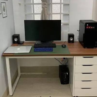 Bàn Ikea 1 tủ 5 ngăn - ảnh thực tế từ khách hàng 4