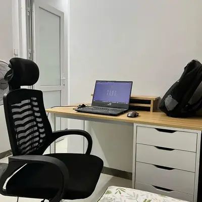 Bàn Ikea 1 tủ 5 ngăn - ảnh thực tế từ khách hàng 7