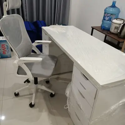 Bàn Ikea 2 tủ 5 ngăn - ảnh thực tế từ khách hàng 1