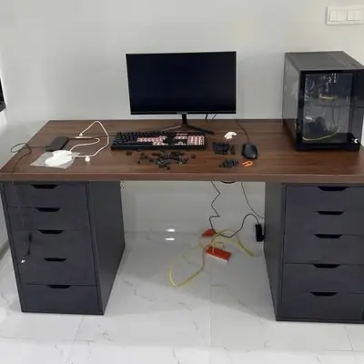 Bàn Ikea 2 tủ 5 ngăn - ảnh thực tế từ khách hàng 2