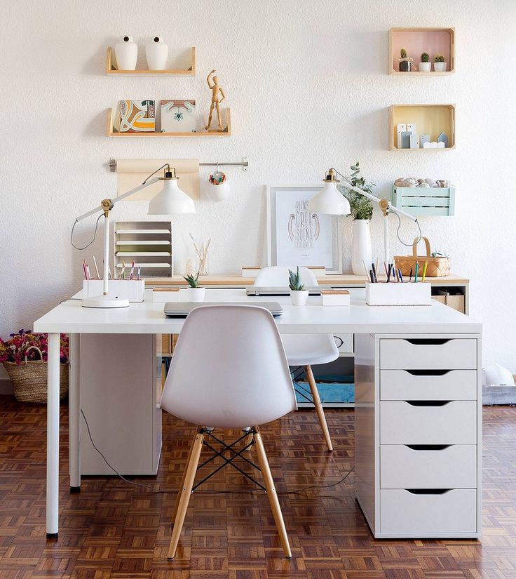 Bàn học IKEA 1 tủ tiện lợi