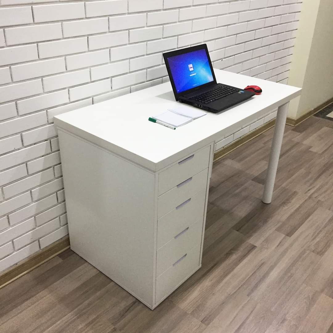 bàn làm việc ikea hcm